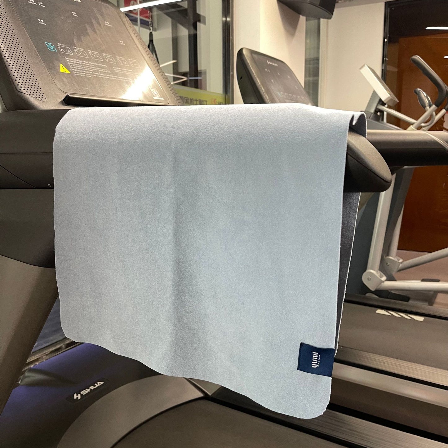 Serviette de Yoga Double Face – Antidérapante, Ultra-Absorbante & Séchage Rapide